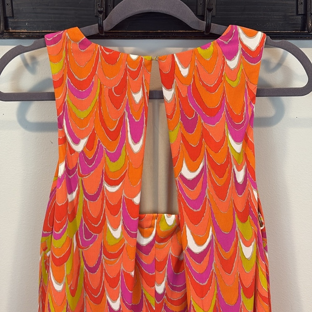 Trina Turk Vibrant Sleeveless Open Back Shift Dress Size 10 Resortwear - Picture 7 of 11